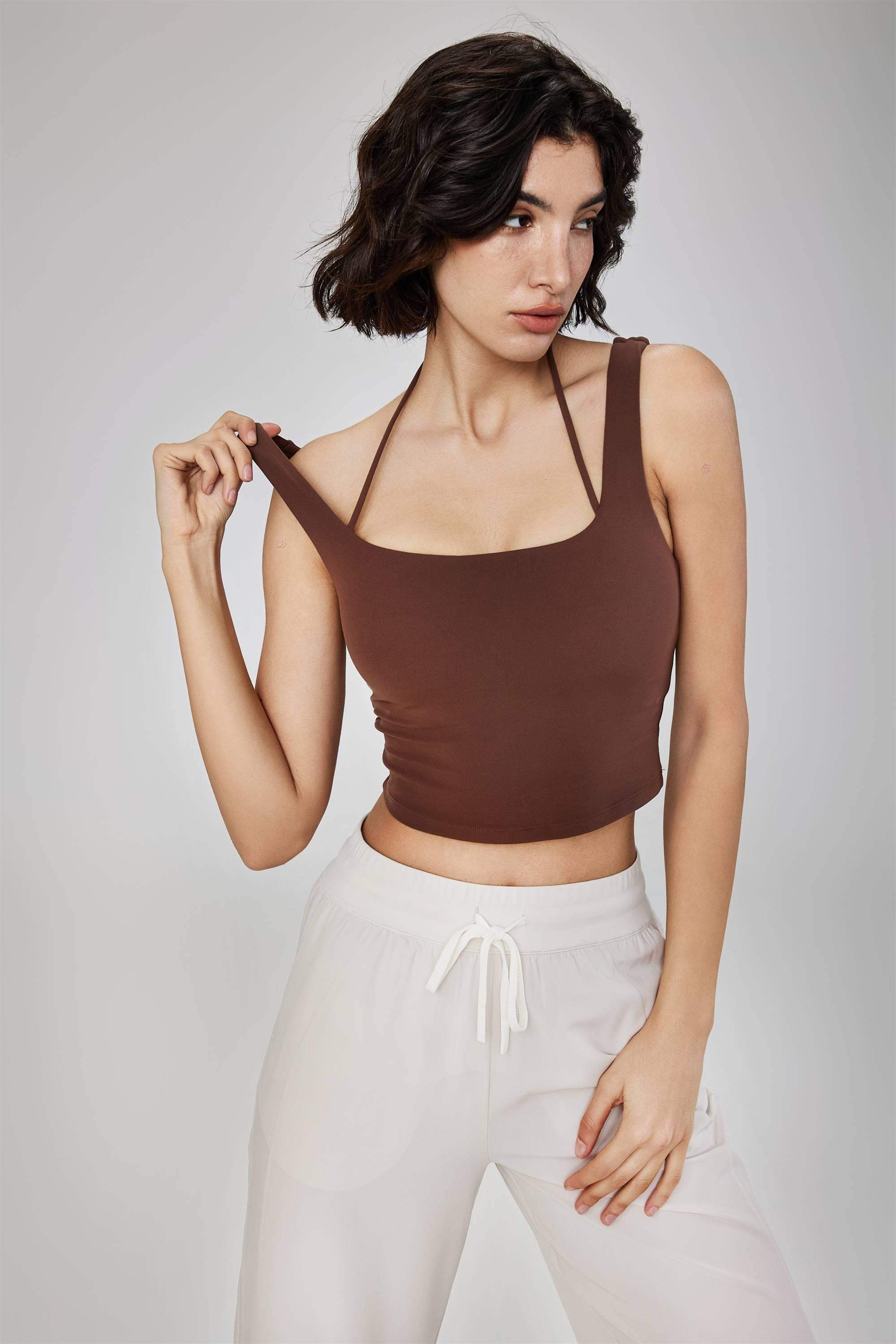 2-in-1-Lagen-Sport-BH mit integriertem Tanktop