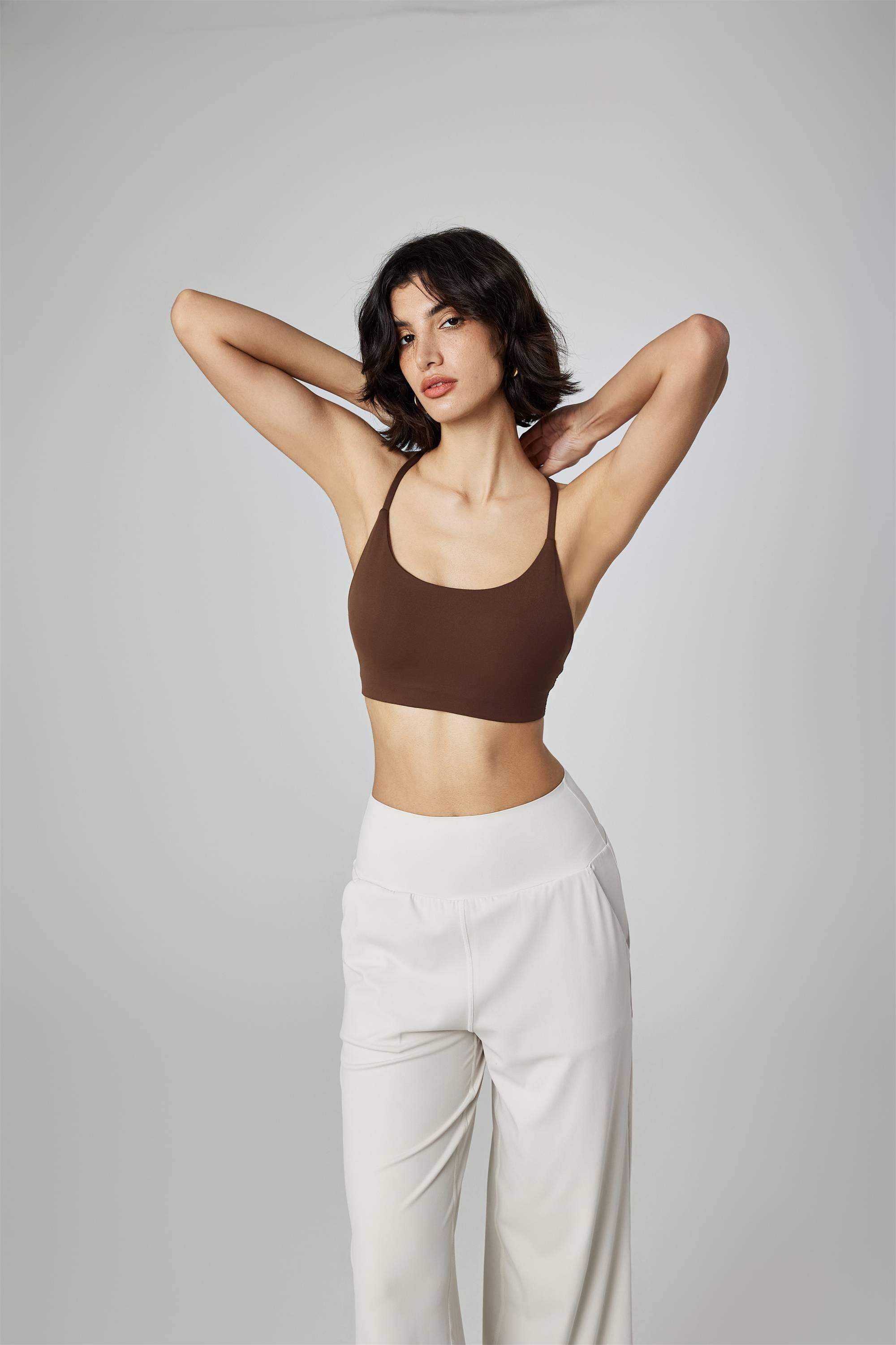 Yoga-BH mit V-Rücken und gepolsterten Cups