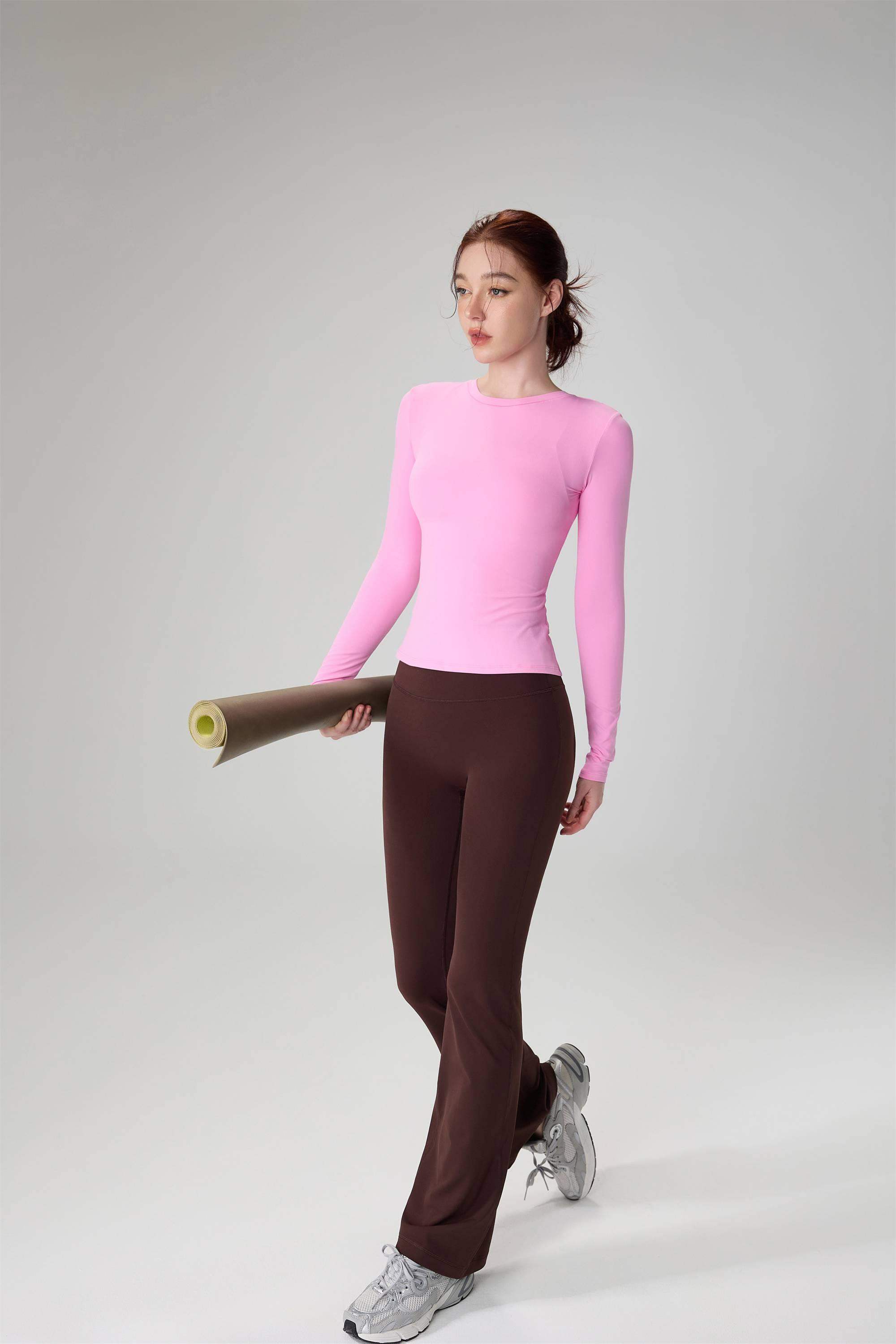 Figurbetontes Yoga-Sport-Top mit Rundhalsausschnitt