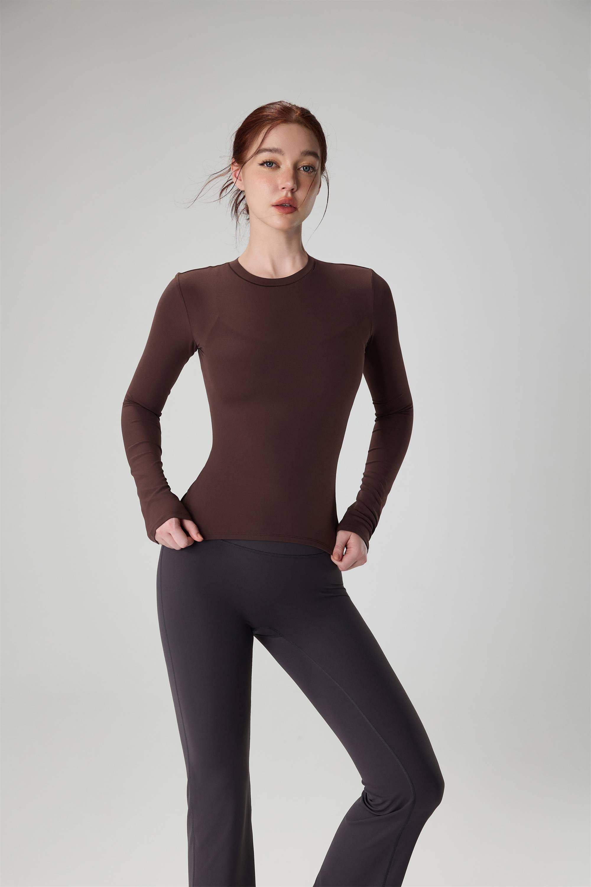 Figurbetontes Yoga-Sport-Top mit Rundhalsausschnitt