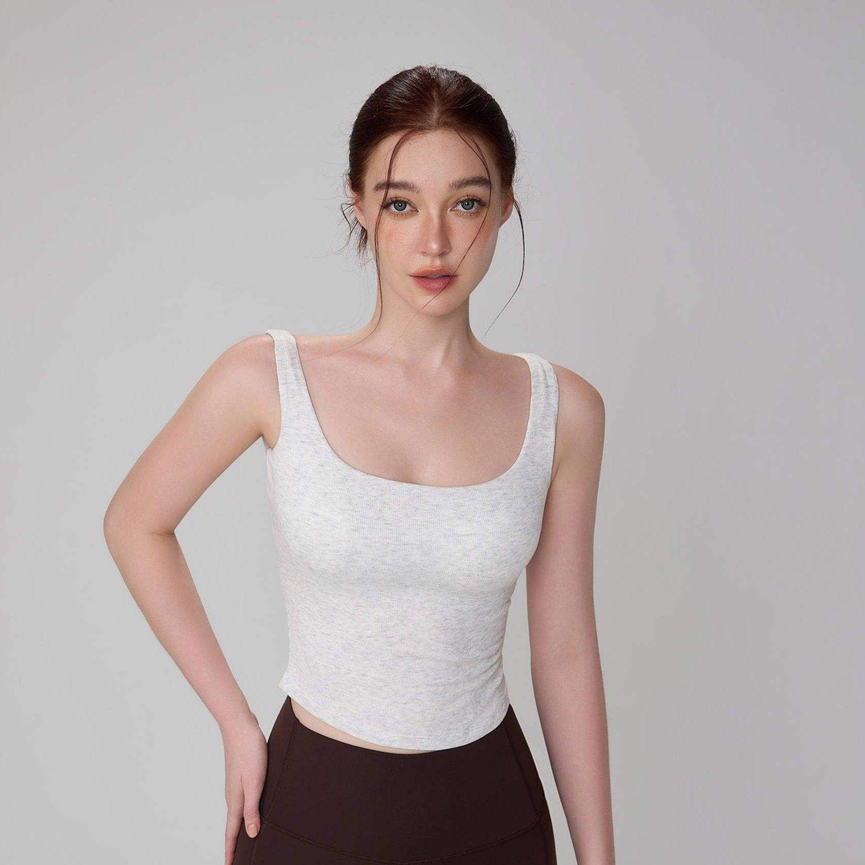 Yoga-Tanktop aus Modal mit breiten Trägern