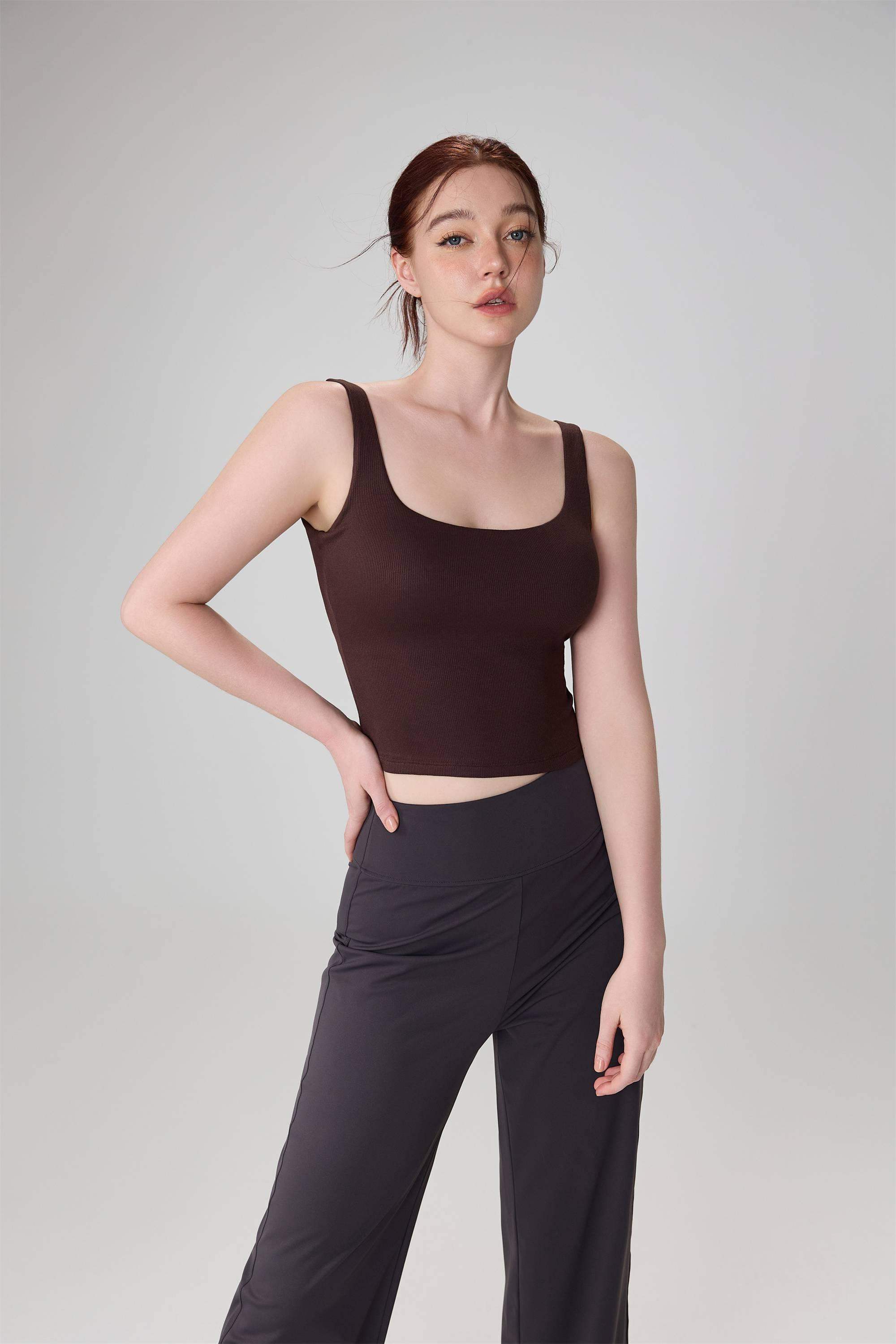 Yoga-Tanktop aus Modal mit breiten Trägern