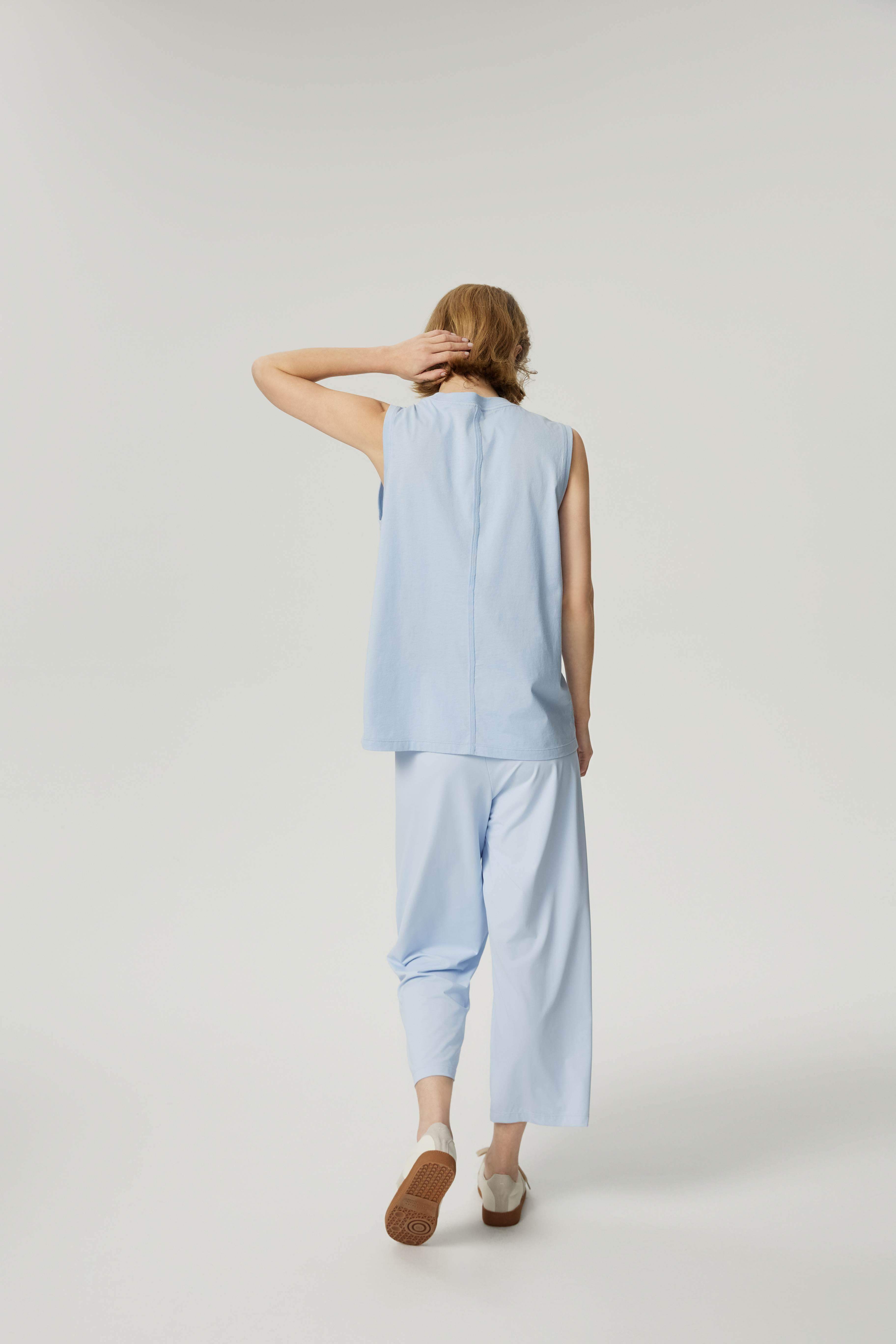 Verkürzte Hose mit hoher Taille und weitem Bein