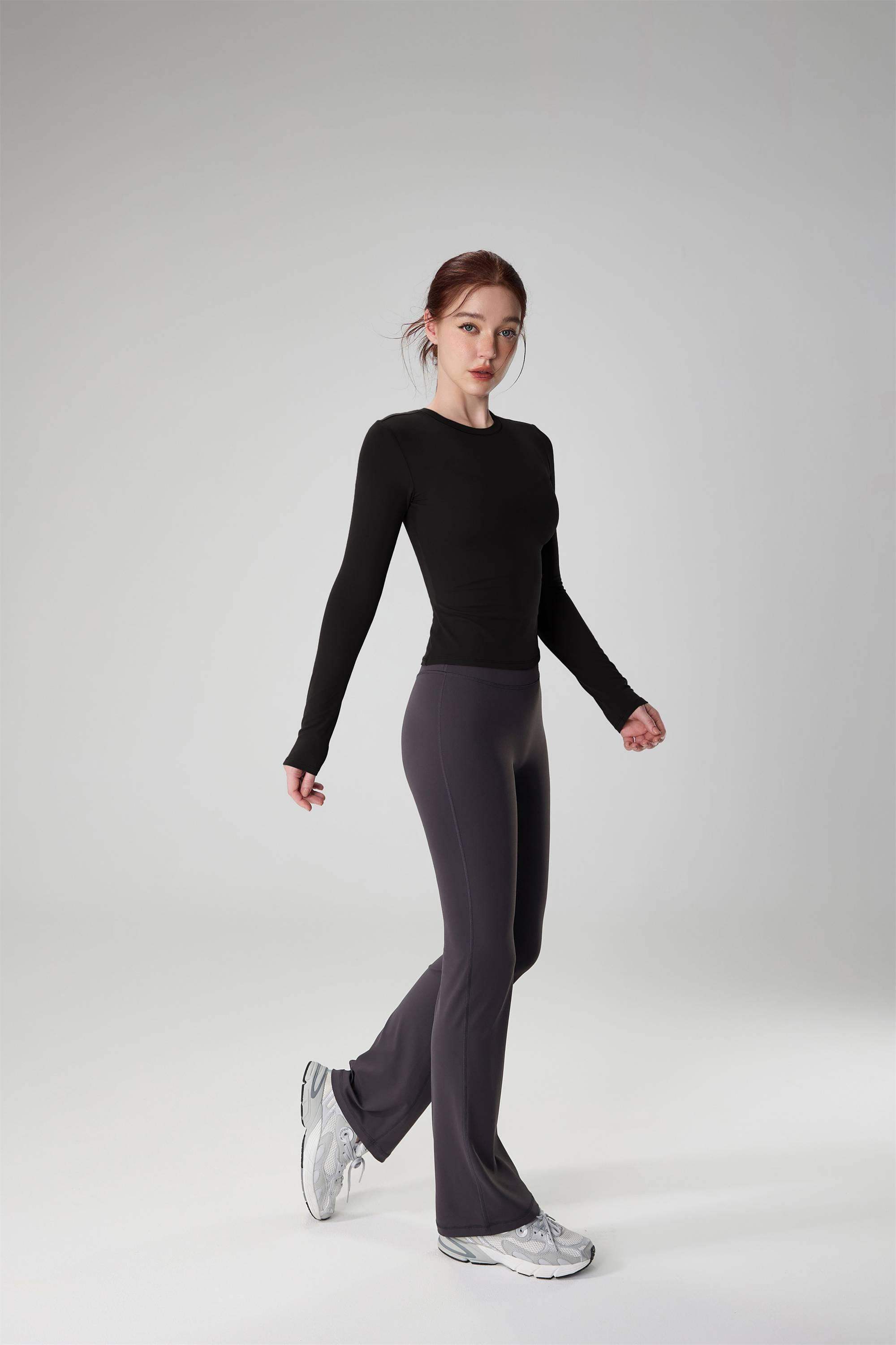 Figurbetontes Yoga-Sport-Top mit Rundhalsausschnitt