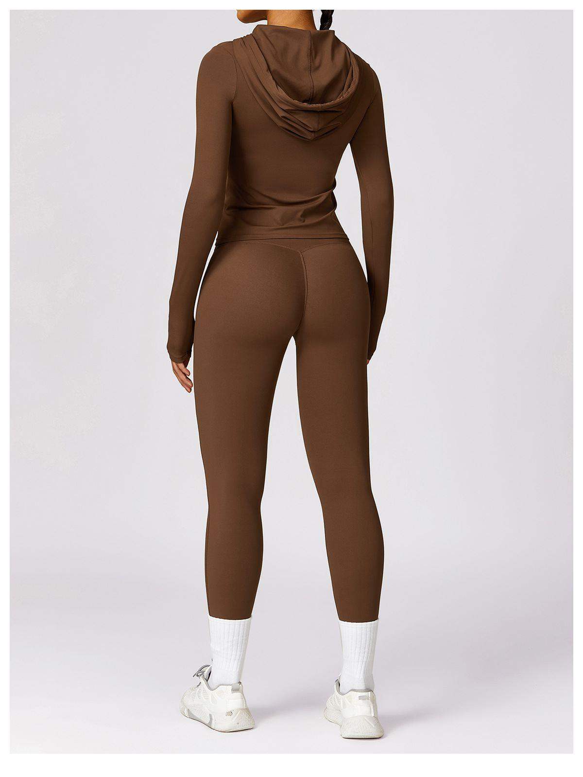 Langärmliges Oberteil mit Kapuze