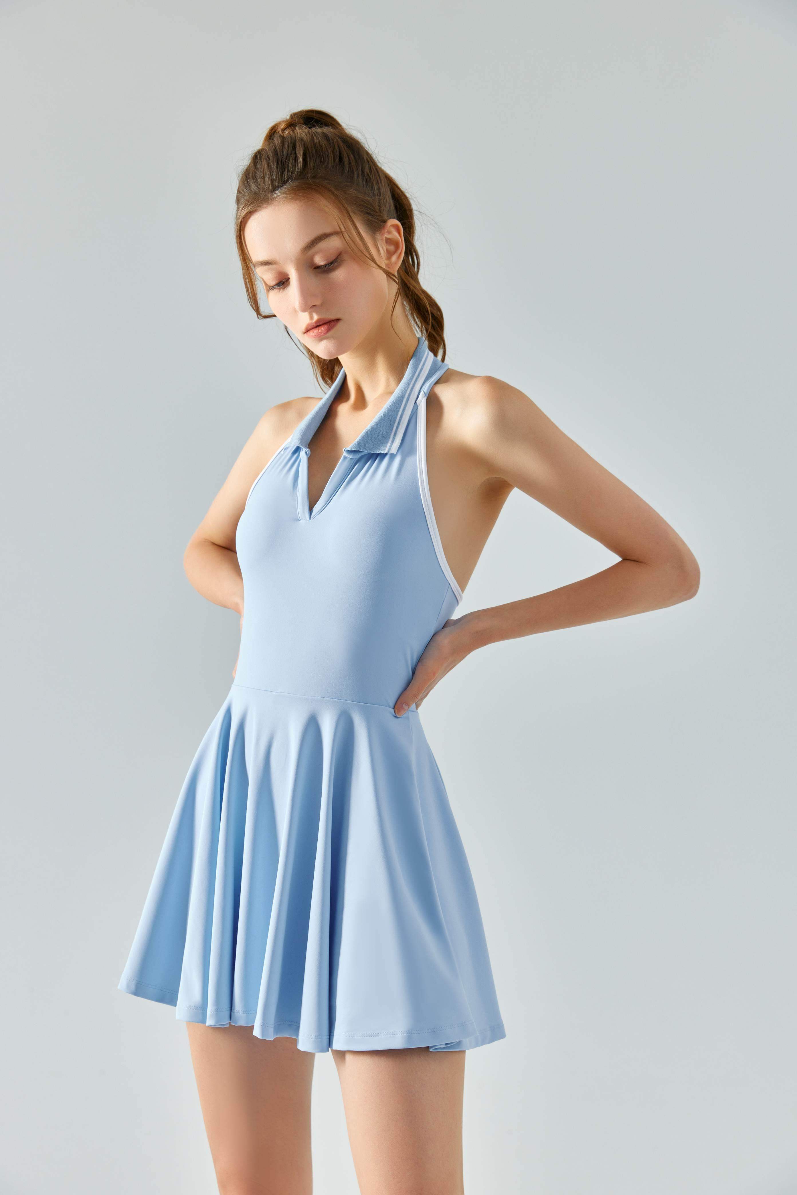 Leichter und atmungsaktiver Tennisrock mit Neckholder