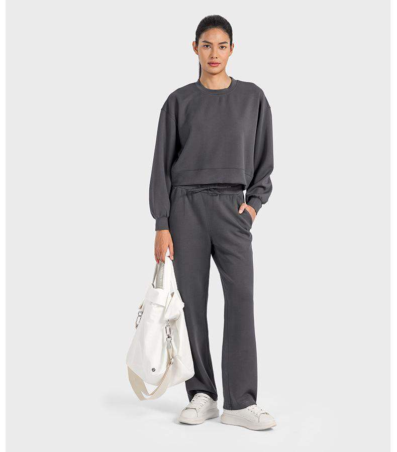 Hose mit wildem Bein