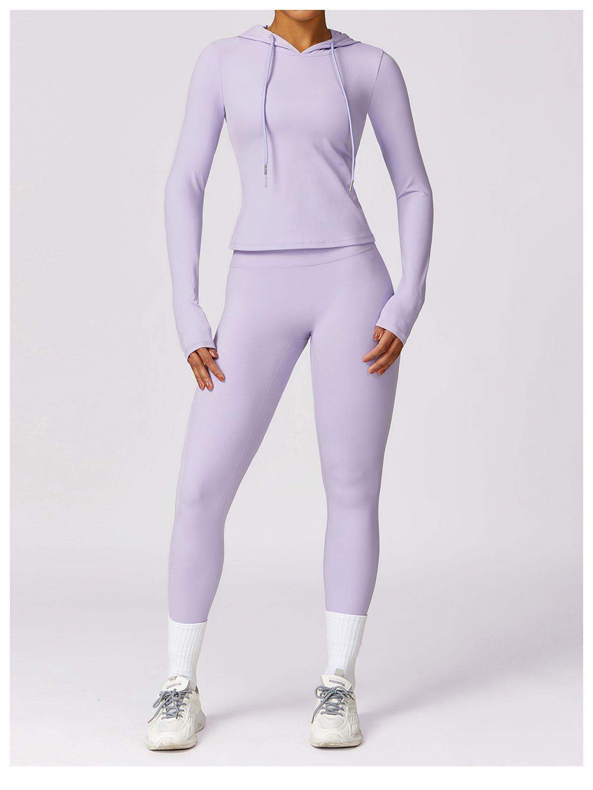 Langärmliges Oberteil mit Kapuze