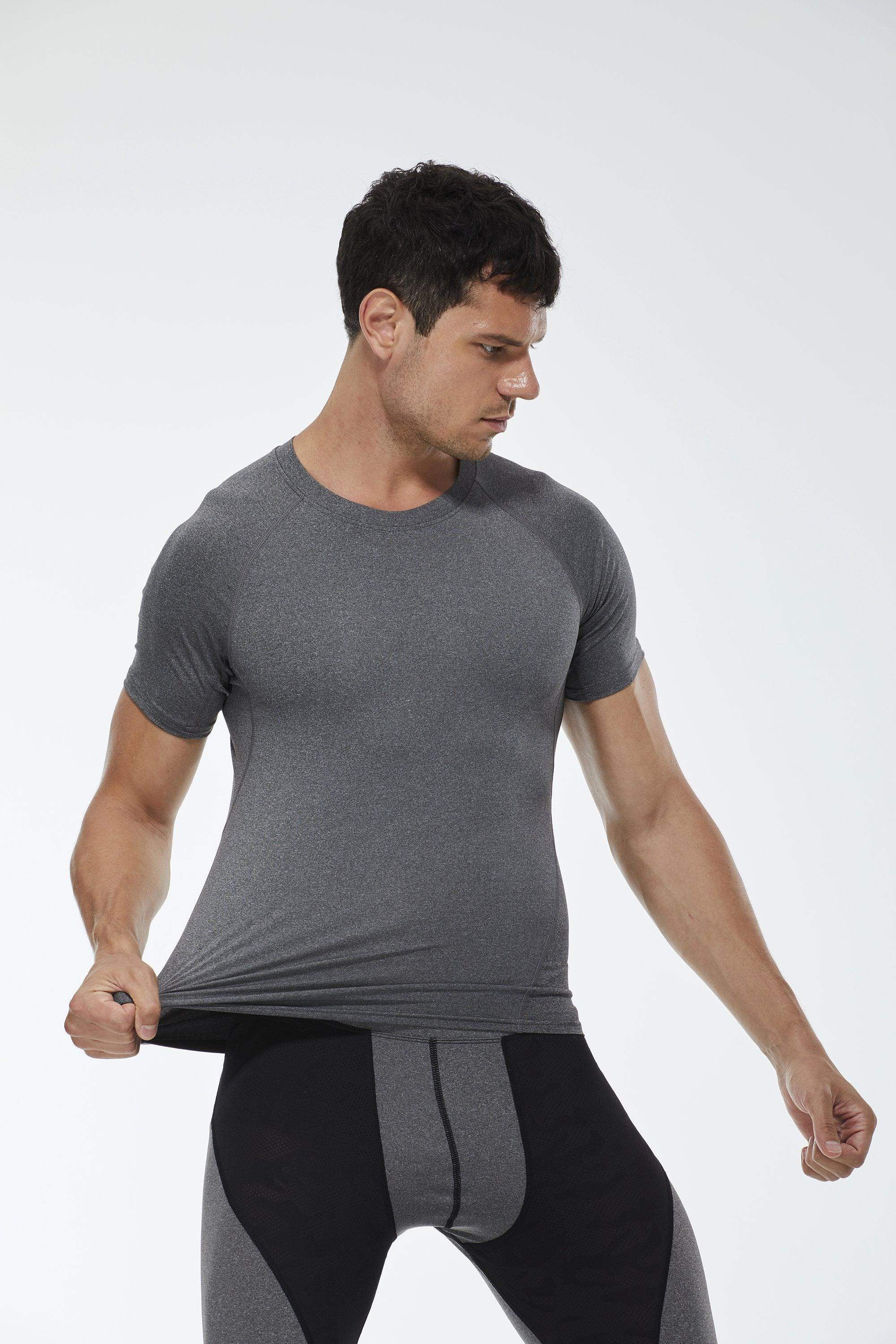 Schmales Kurzarmoberteil für Herren