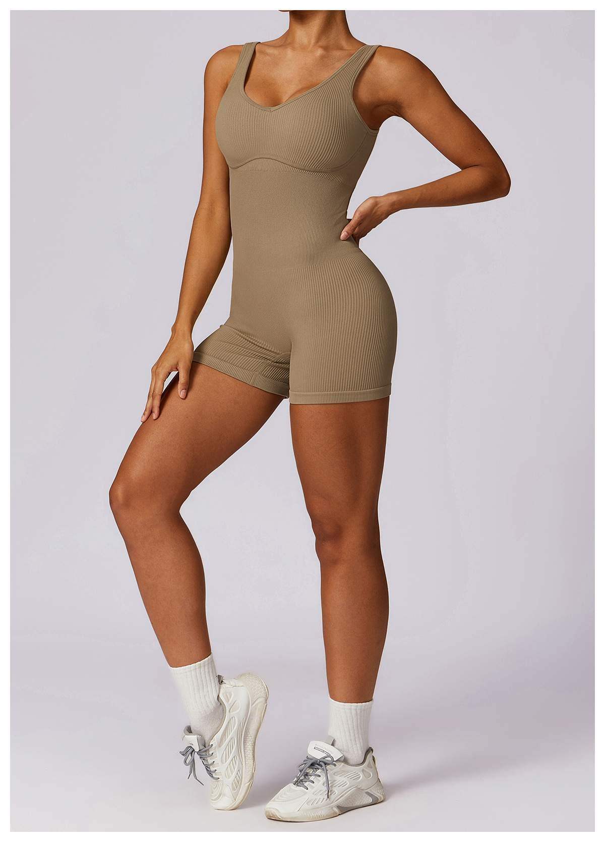 Gerippter nahtloser Yoga-Bodysuit