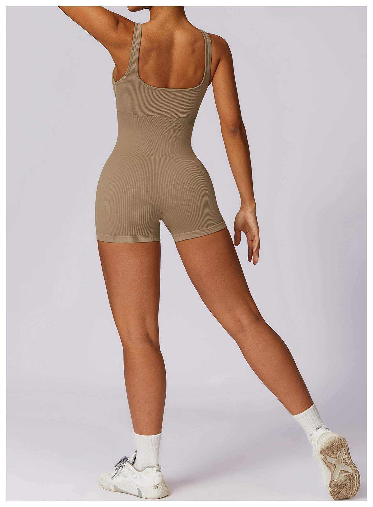 Gerippter nahtloser Yoga-Bodysuit