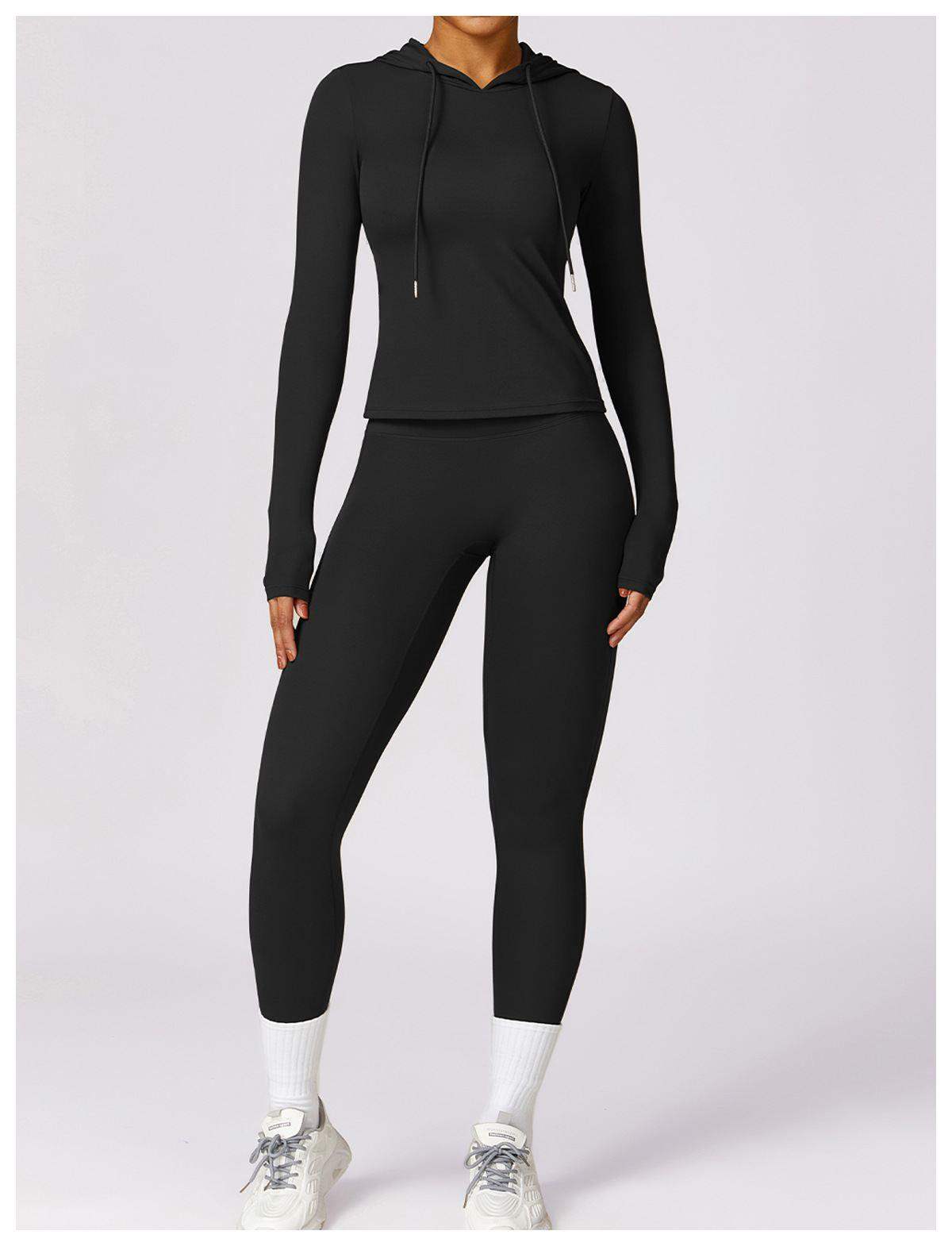 Langärmliges Oberteil mit Kapuze