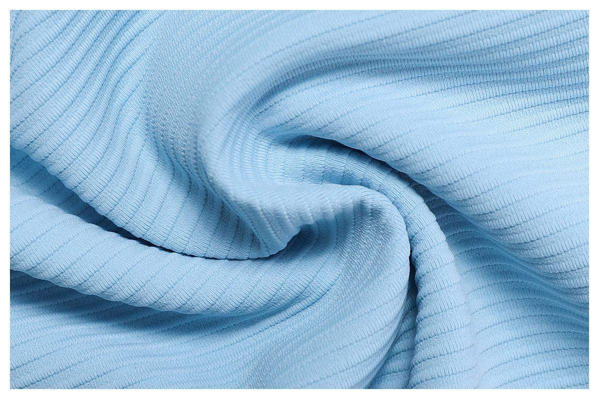 Schnelltrocknende Hose mit weitem Bein