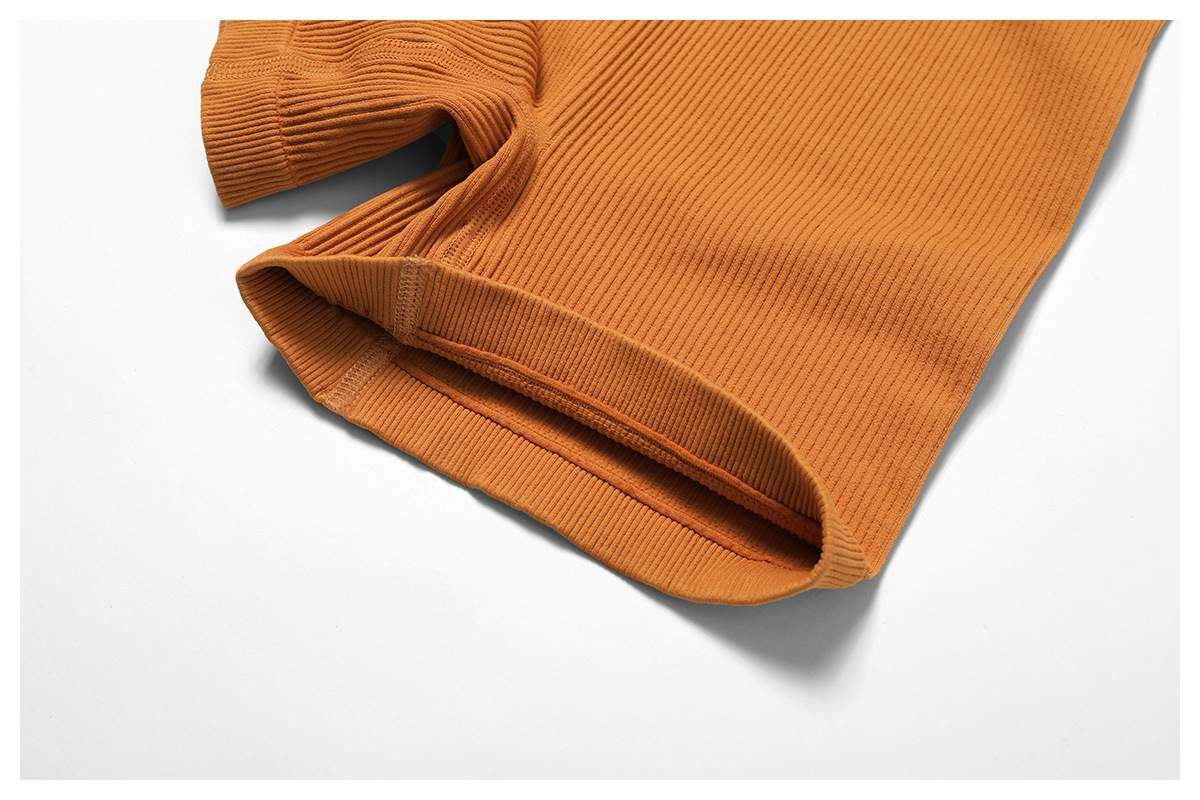 Gerippter nahtloser Yoga-Bodysuit