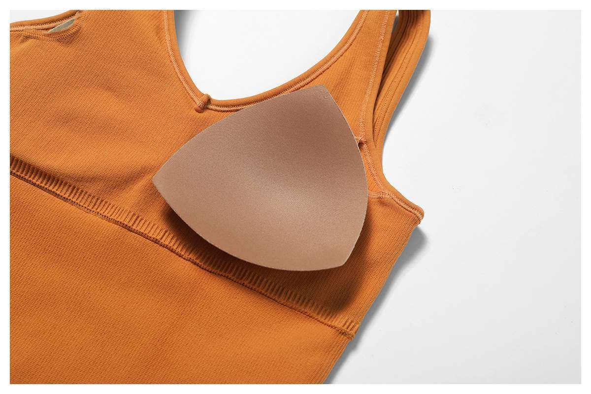 Gerippter nahtloser Yoga-Bodysuit
