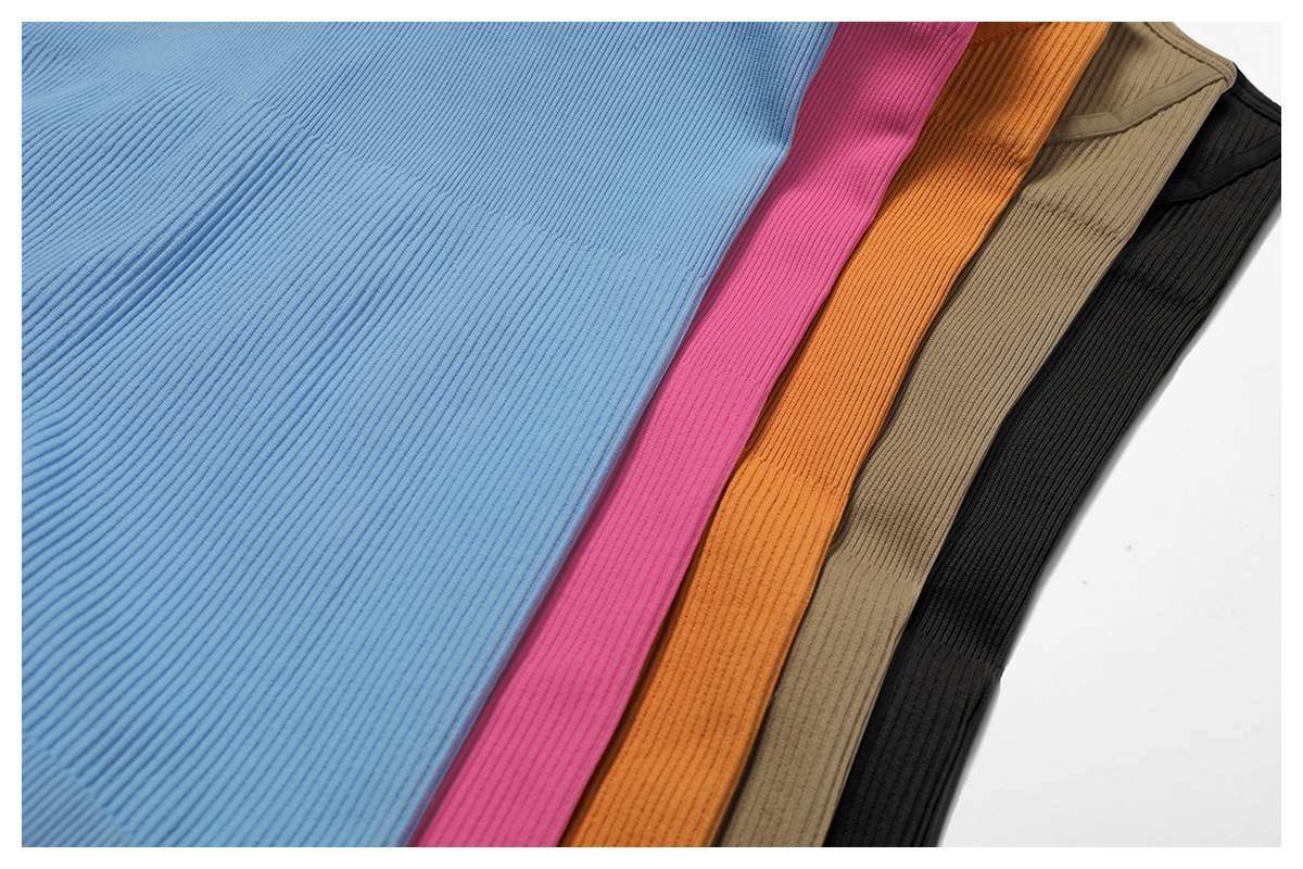 Gerippter nahtloser Yoga-Bodysuit