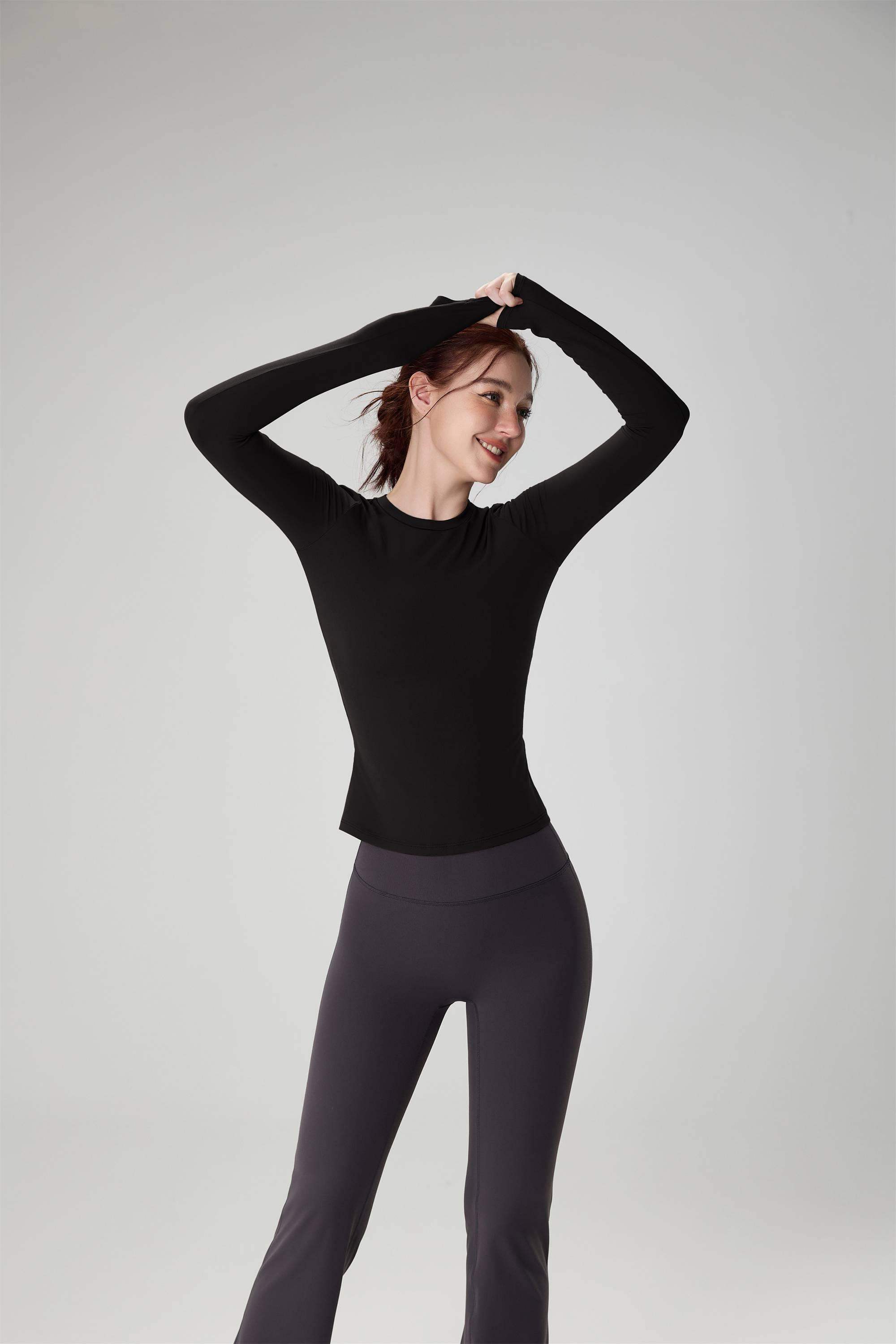 Figurbetontes Yoga-Sport-Top mit Rundhalsausschnitt