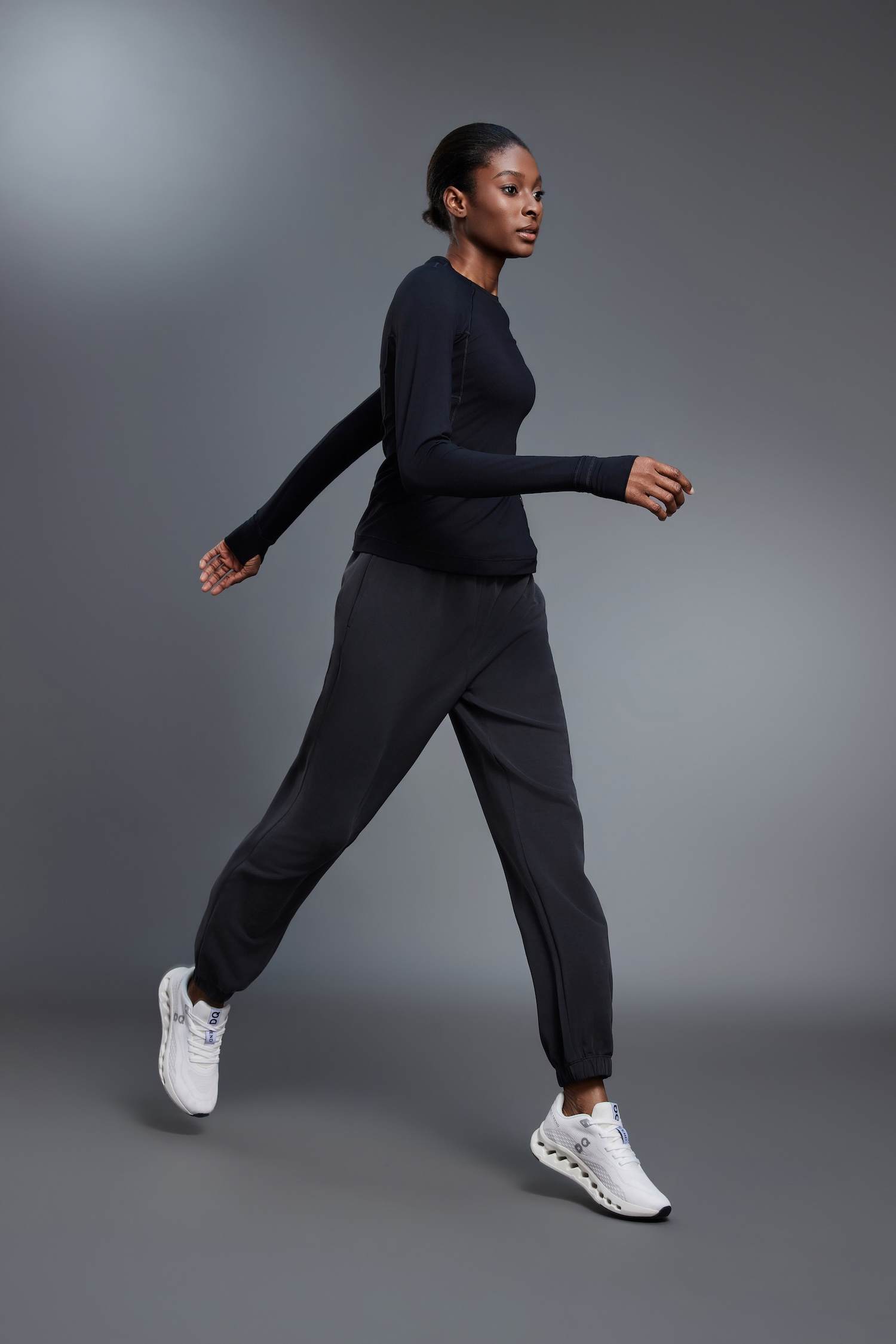 Women's Moisture-Wicking Jogger Pants