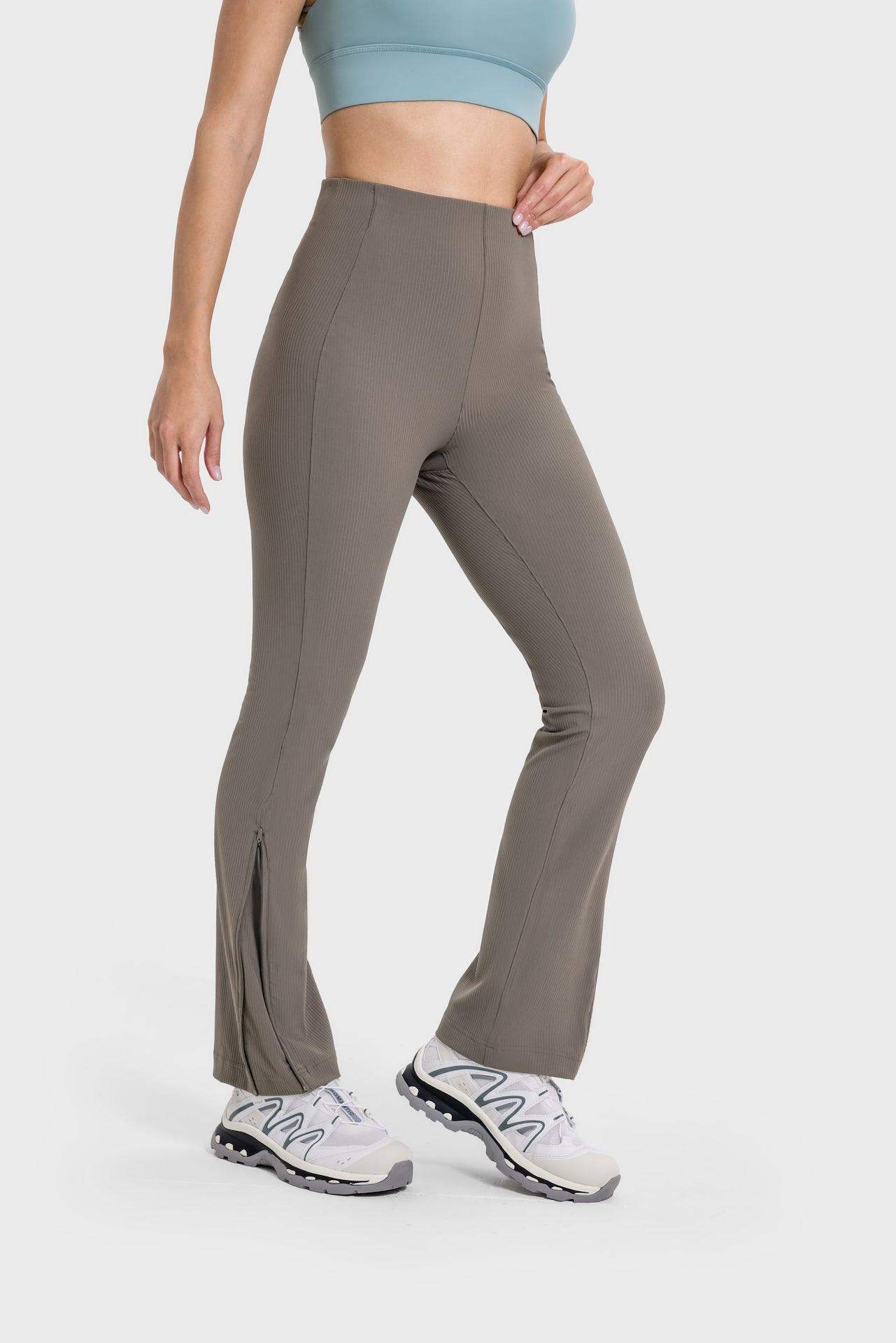 Hüfthebende Slim Flare-Hose mit hoher Taille