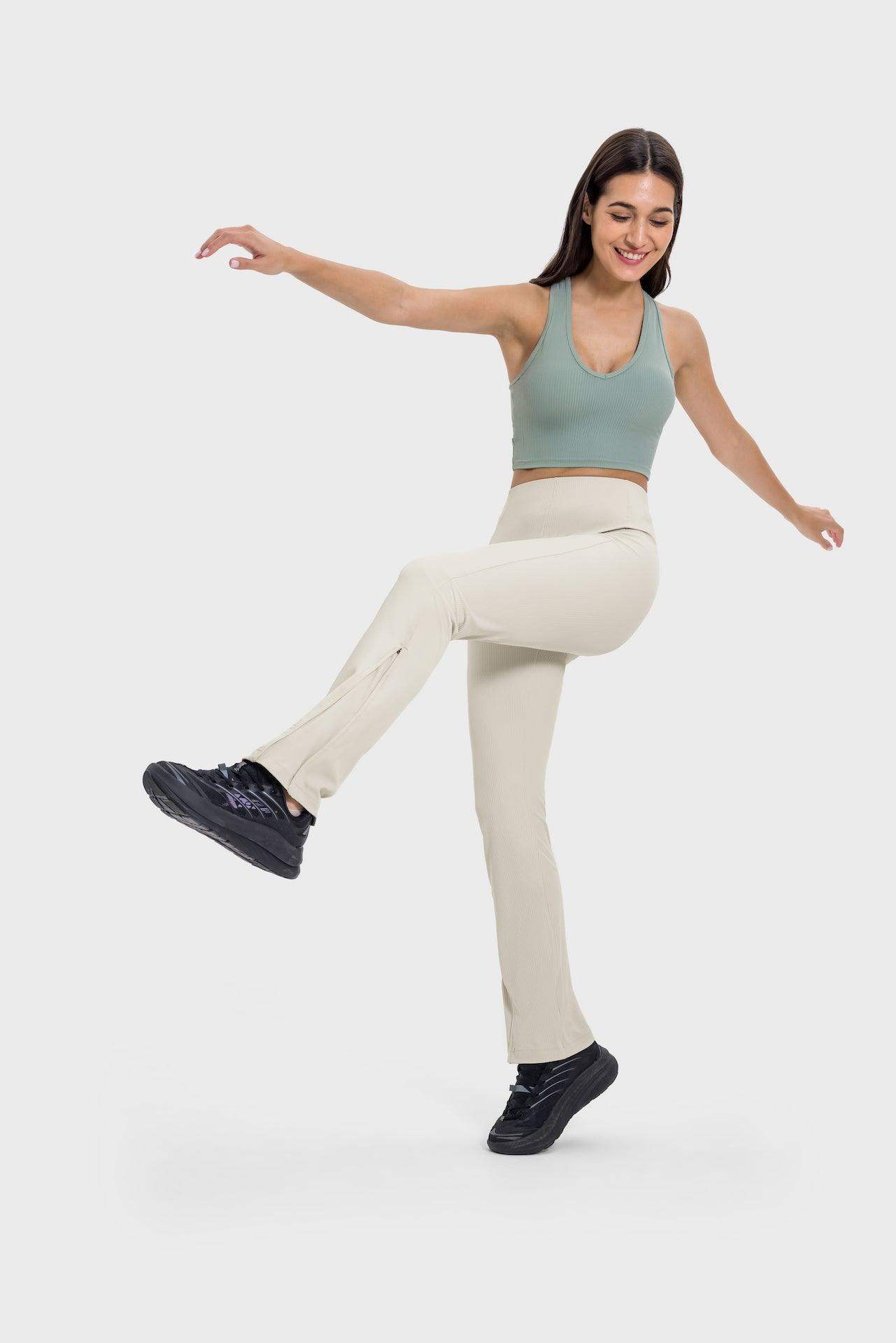 Hüfthebende Slim Flare-Hose mit hoher Taille