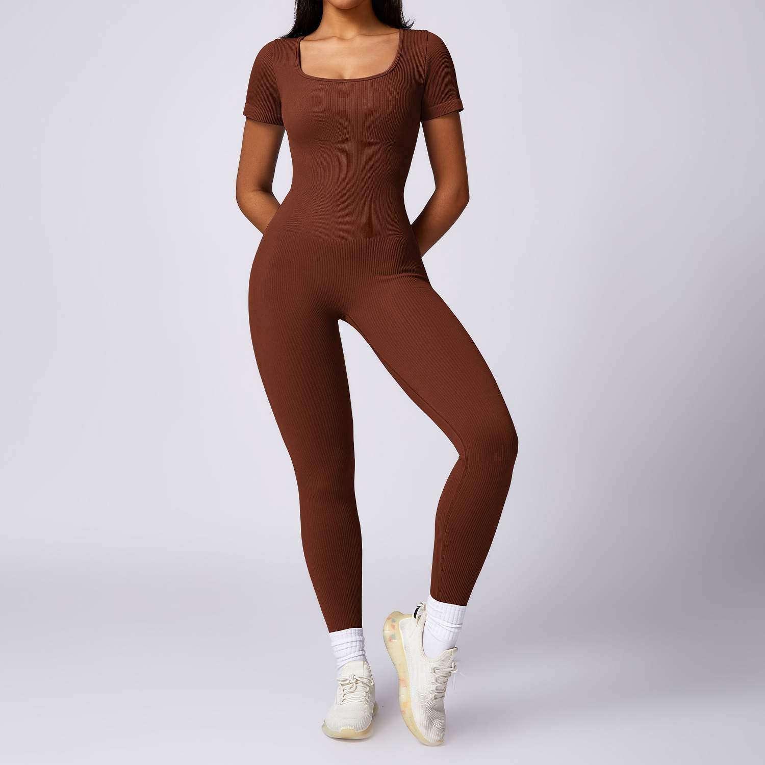 Gerippter nahtloser Yoga-Bodysuit