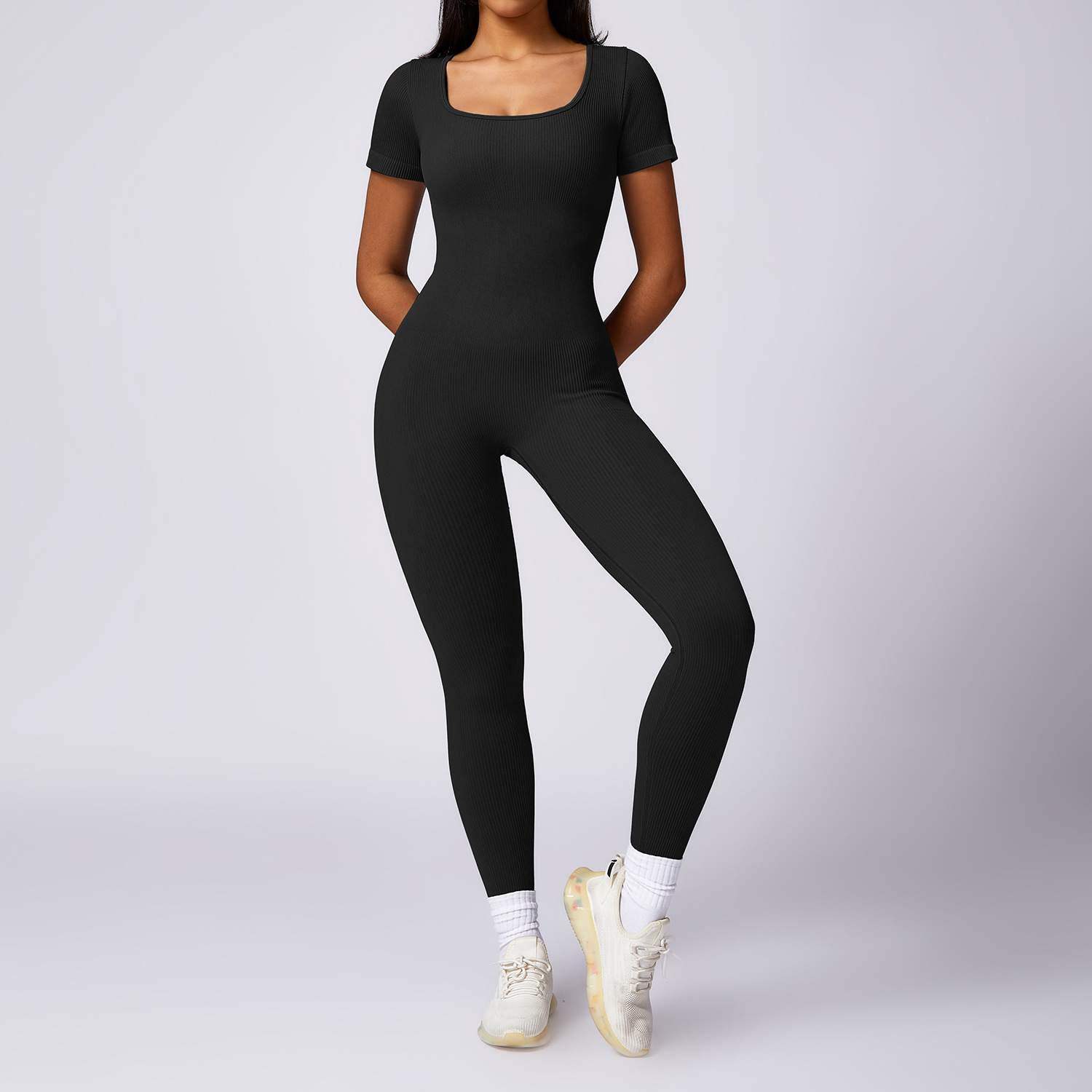 Gerippter nahtloser Yoga-Bodysuit