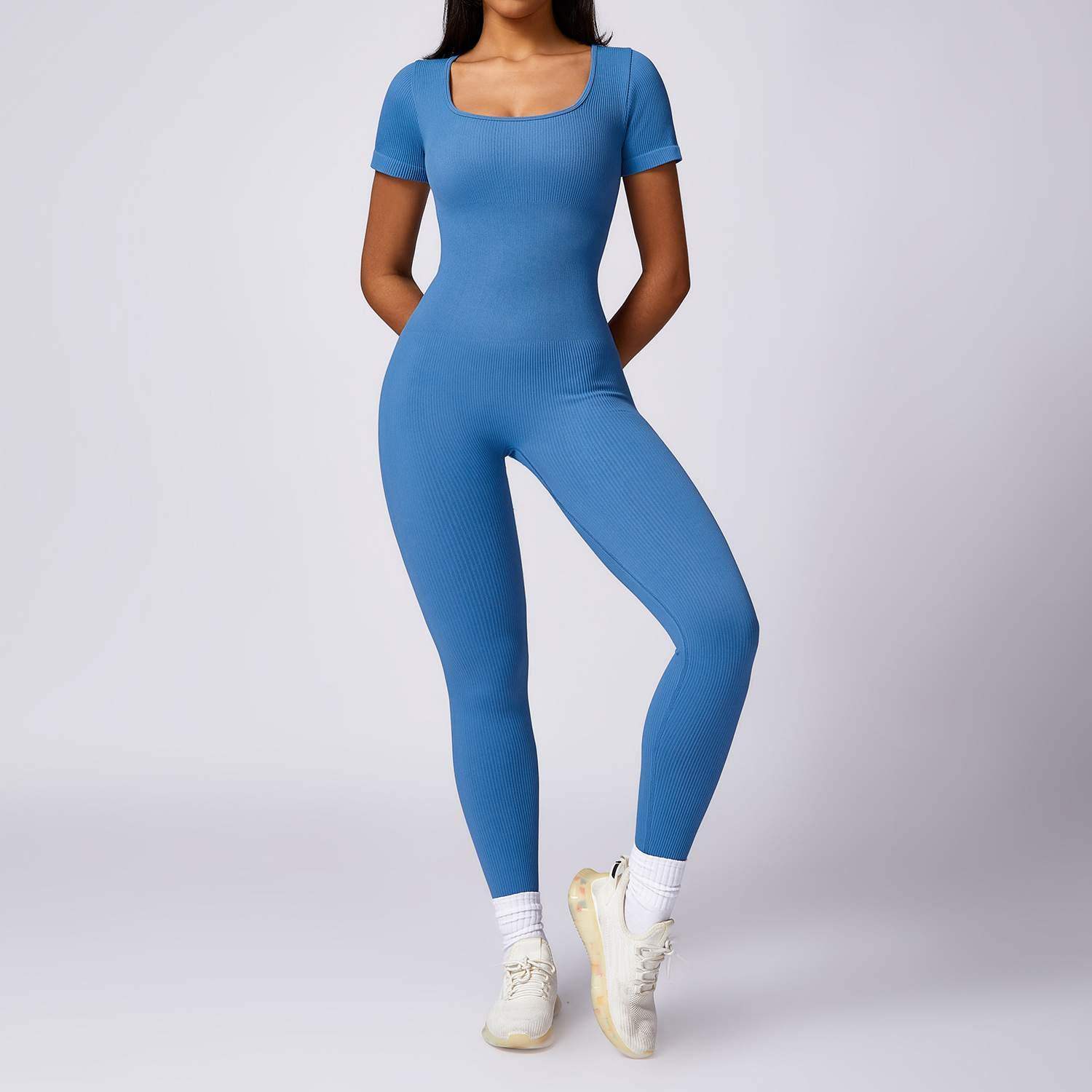 Gerippter nahtloser Yoga-Bodysuit