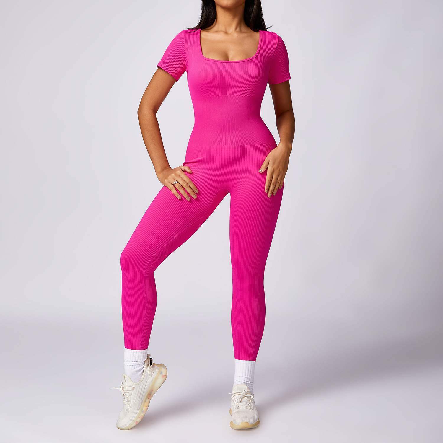 Gerippter nahtloser Yoga-Bodysuit
