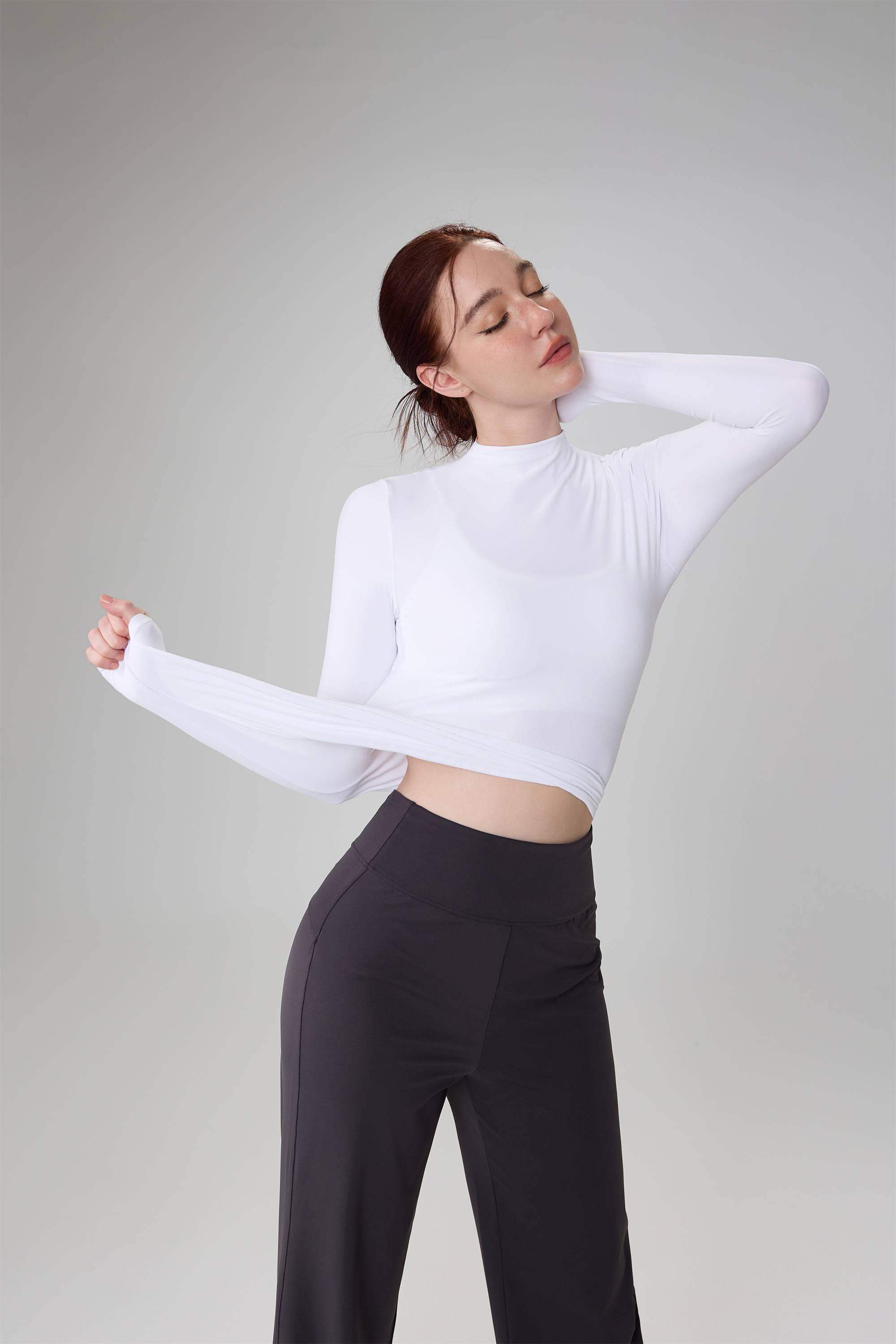 Fitted Stand-Collar Yoga Long Sleeve Top