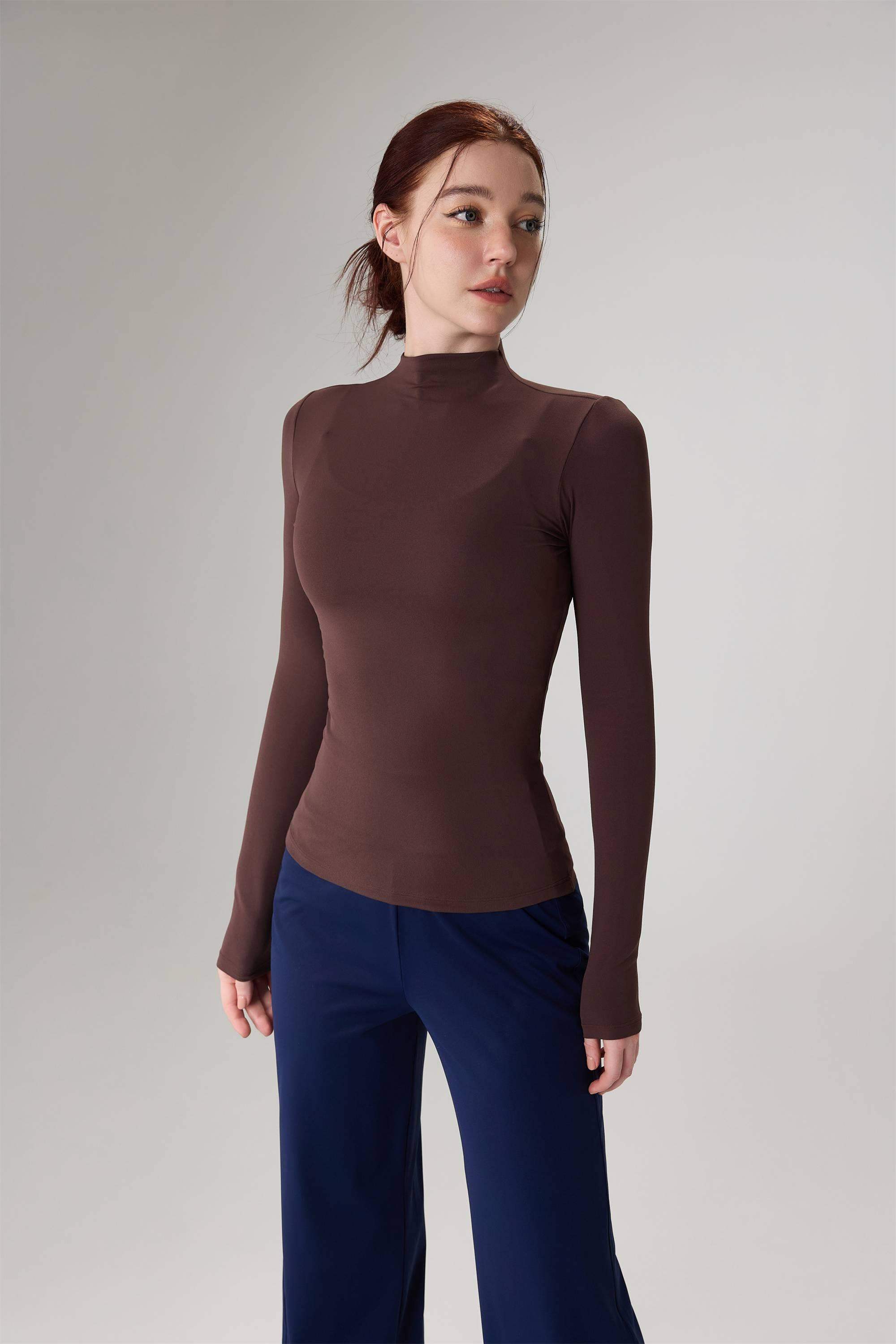 Fitted Stand-Collar Yoga Long Sleeve Top