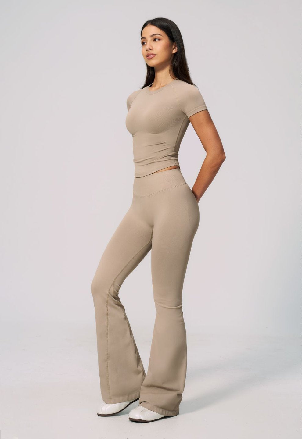 Woman Quick-Drying Flare Leggings