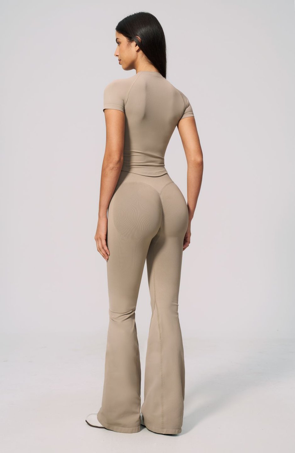 Woman Quick-Drying Flare Leggings