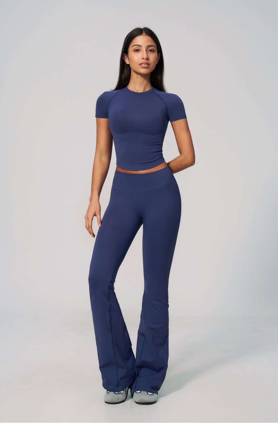 Woman Quick-Drying Flare Leggings