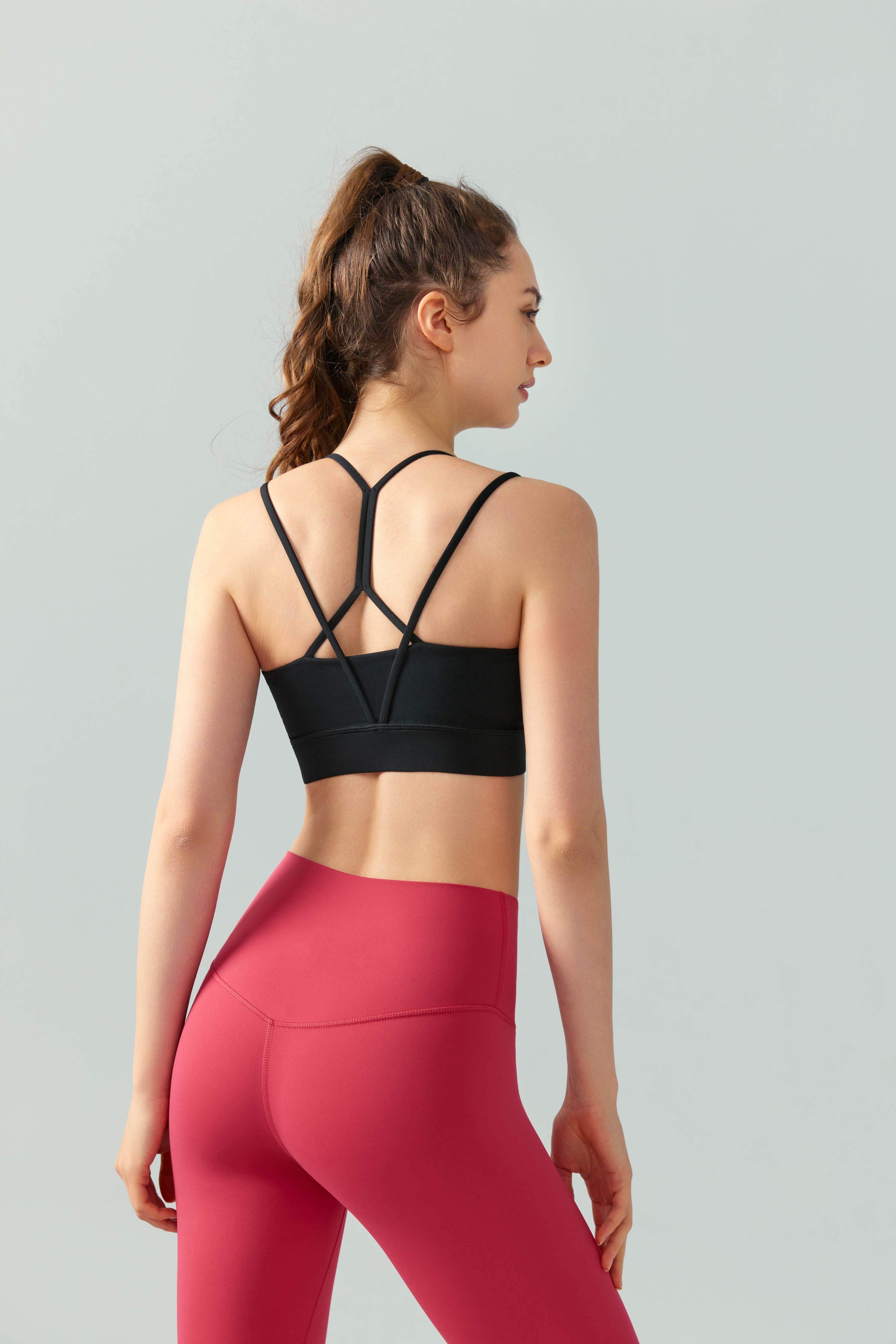 Sexy Cut-Out Front Twist Sports Bra