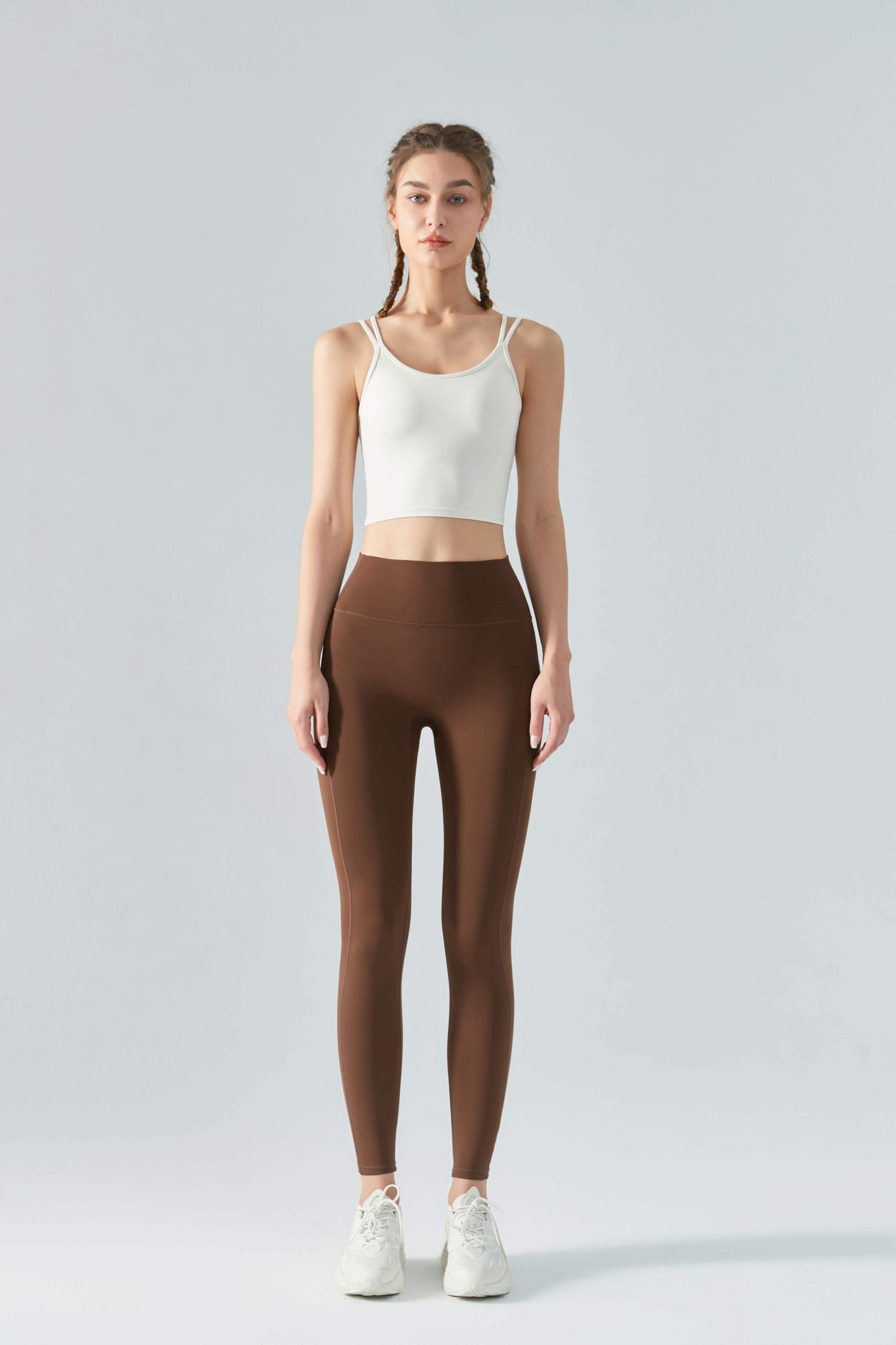 Nahtloser Sport-BH mit integrierten Polstern